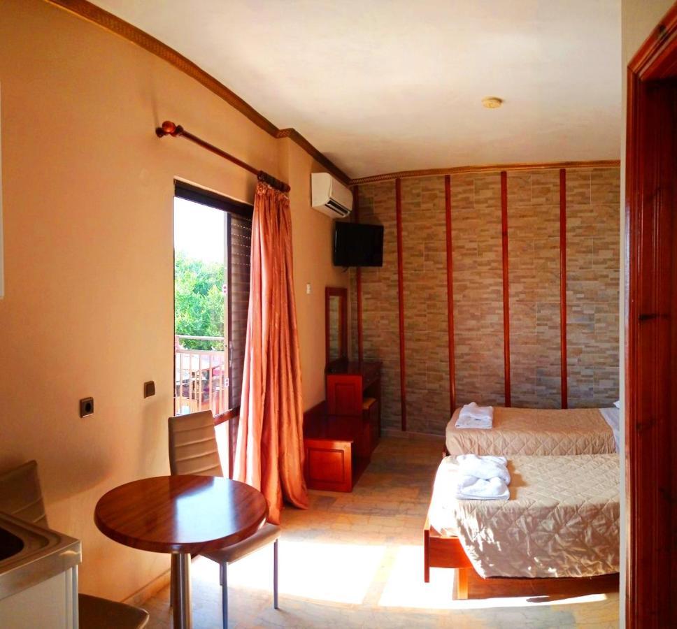 Maria'S Beach Apartments Sidari  Exterior photo